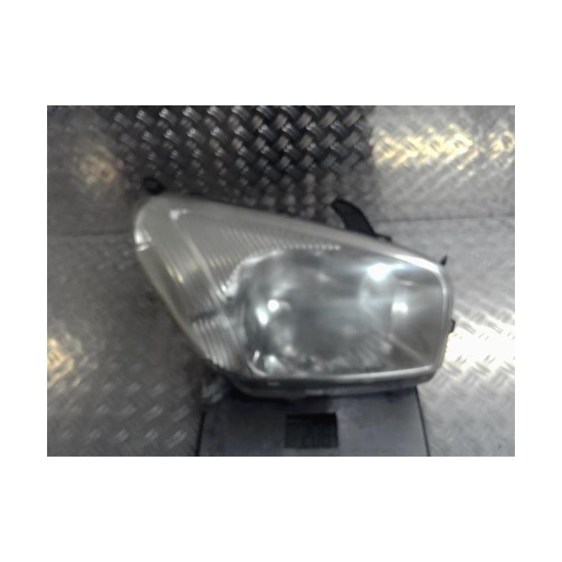 Optique avant principal droit (feux)(phare) TOYOTA RAV4 2