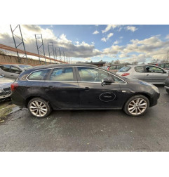 Capot OPEL ASTRA J SPORTS Photo n°13