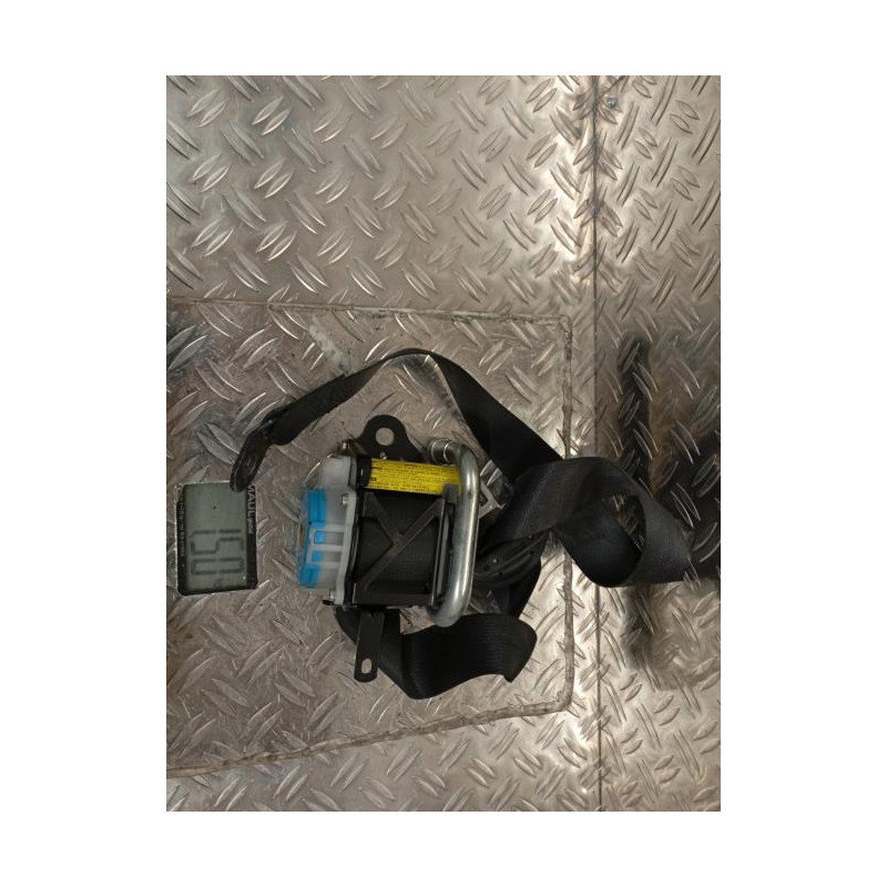 Ceinture avant droit TOYOTA YARIS 3
