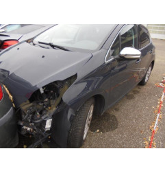 Crochet de remorquage PEUGEOT 208 1 Photo n°7