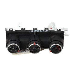 Commande chauffage RENAULT CLIO 5 Photo n°1