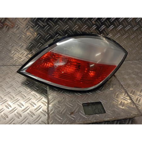 Feu arriere principal droit (feux) OPEL ASTRA H Photo n°1