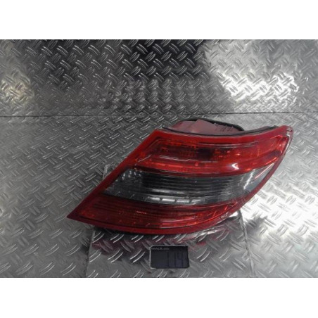 Feu arriere principal droit (feux) MERCEDES CLASSE C 204 Photo n°1