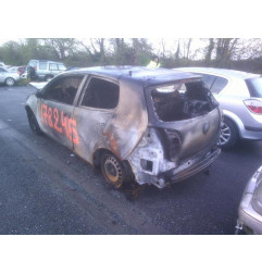 Alternateur VOLKSWAGEN GOLF 5 Photo n°8