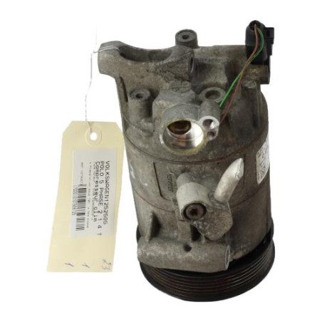 Compresseur clim VOLKSWAGEN POLO 5 Photo n°1