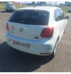 Compresseur clim VOLKSWAGEN POLO 5 Photo n°7