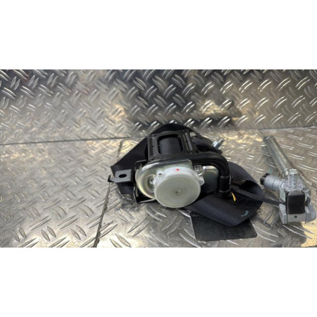 Ceinture avant droit MITSUBISHI SPACE STAR 3