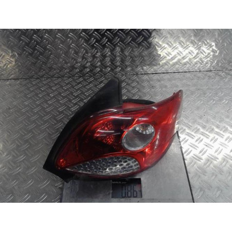 Feu arriere principal droit (feux) PEUGEOT 206+ Photo n°1