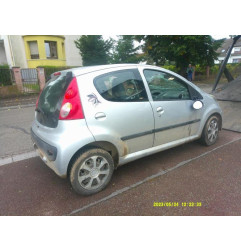 Ceinture avant gauche PEUGEOT 107 Photo n°8