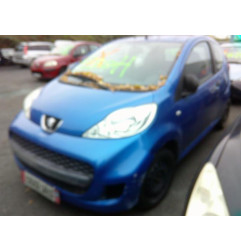 Feu arriere principal gauche (feux) PEUGEOT 107 Photo n°8