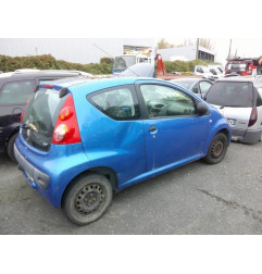 Feu arriere principal gauche (feux) PEUGEOT 107 Photo n°10