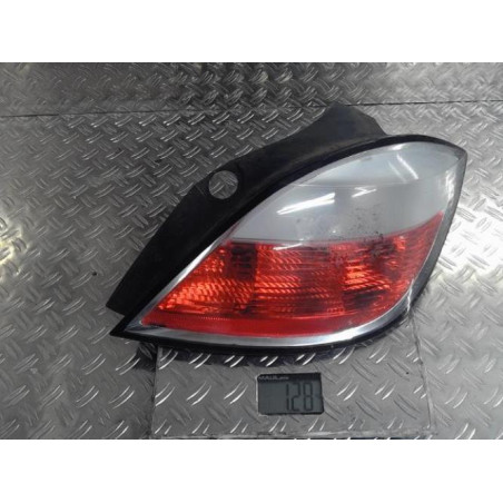 Feu arriere principal droit (feux) OPEL ASTRA H Photo n°1