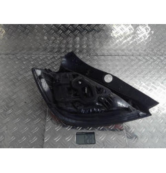 Feu arriere principal droit (feux) OPEL ASTRA H Photo n°4