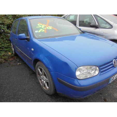 Vitre avant gauche VOLKSWAGEN GOLF 4