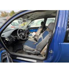 Vitre avant gauche VOLKSWAGEN GOLF 4 Photo n°11