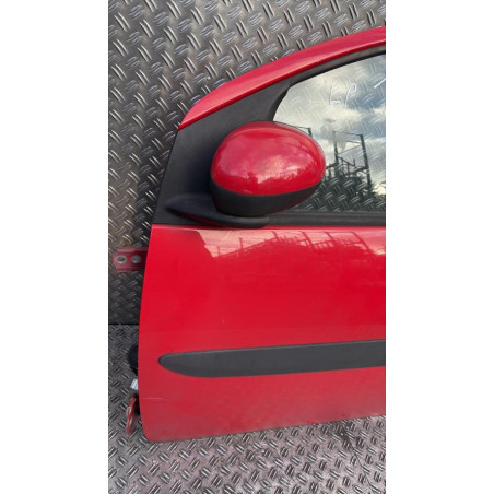 Porte avant gauche TOYOTA AYGO 1