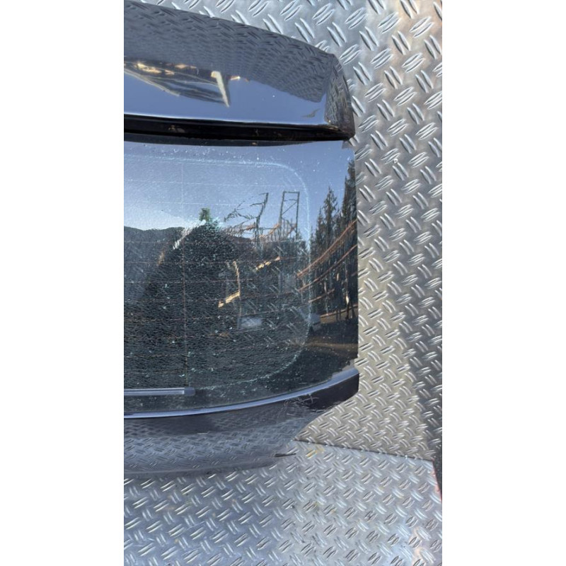 Malle/Hayon arriere VOLKSWAGEN POLO 5