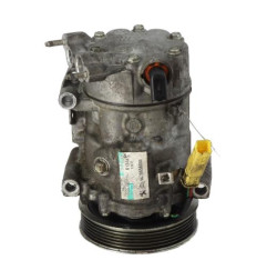 Compresseur clim PEUGEOT 208 1 Photo n°1