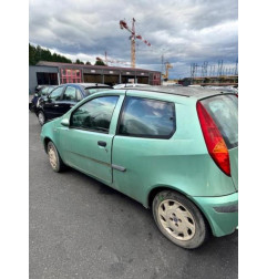 Feu arriere principal gauche (feux) FIAT PUNTO 2 Photo n°7