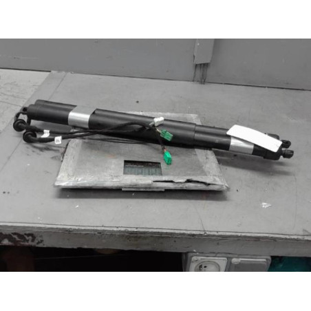 Verin de coffre DS DS7 CROSSBACK Photo n°1