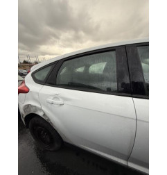 Calandre FORD FOCUS 3 Photo n°15