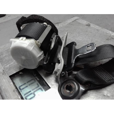 Ceinture arriere gauche TOYOTA YARIS 3 Photo n°1