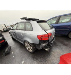 Malle/Hayon arriere AUDI A3 2 Photo n°15