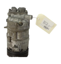 Compresseur clim BMW SERIE 1 E81 Photo n°3