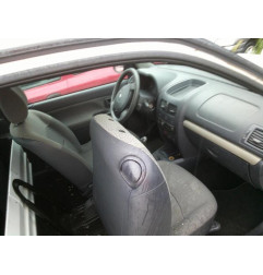 Feu arriere principal droit (feux) RENAULT CLIO 2 CAMPUS Photo n°9