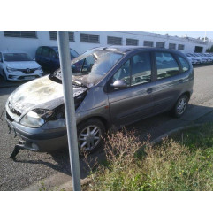 Feu arriere principal gauche (feux) RENAULT SCENIC 1 Photo n°7