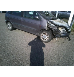 Feu arriere principal gauche (feux) RENAULT SCENIC 1 Photo n°8