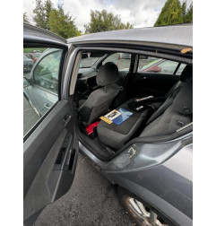 Plage arriere OPEL ASTRA H Photo n°8