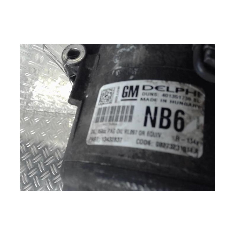 Compresseur clim OPEL ZAFIRA B