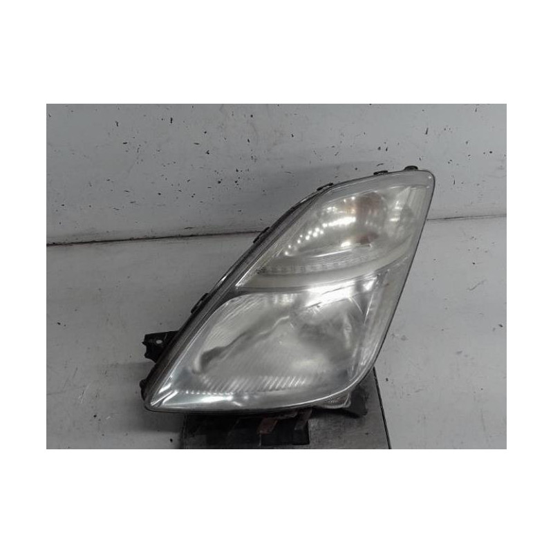 Optique avant principal gauche (feux)(phare) TOYOTA PRIUS 2