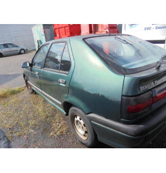 Feu arriere principal gauche (feux) RENAULT R19 Photo n°10