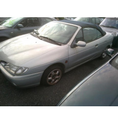 Feu arriere principal gauche (feux) RENAULT MEGANE 1 Photo n°9