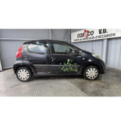 Poignee porte avant gauche PEUGEOT 107 Photo n°3