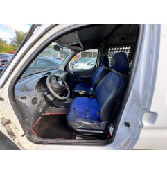 Calandre PEUGEOT PARTNER 1 Photo n°13