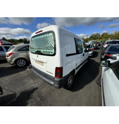 Calandre PEUGEOT PARTNER 1 Photo n°16