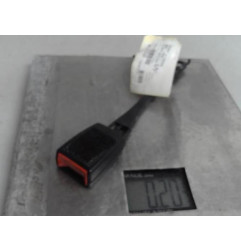 Attache ceinture avant droit PEUGEOT 5008 1 Photo n°1