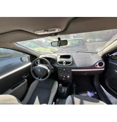 Capot RENAULT CLIO 3 Photo n°13