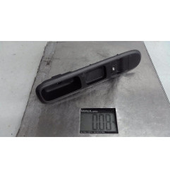 Interrupteur de leve vitre avant droit PEUGEOT 3008 1 Photo n°1