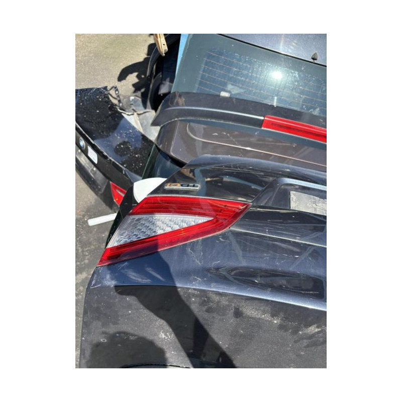 Malle/Hayon arriere FORD MONDEO 3