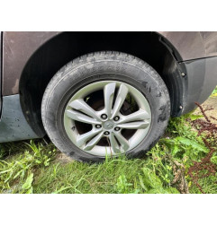 Calandre HYUNDAI IX 35 Photo n°16