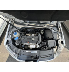 Malle/Hayon arriere VOLKSWAGEN GOLF 6 Photo n°4