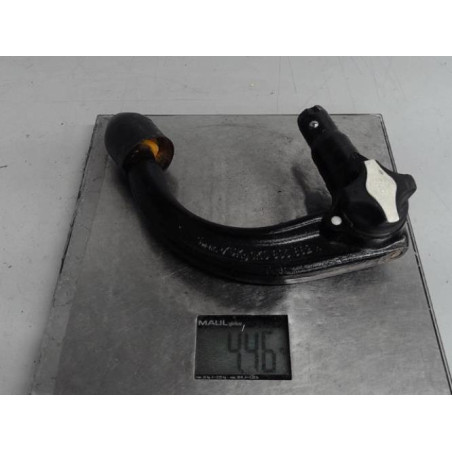 Crochet de remorquage VOLKSWAGEN GOLF 5 Photo n°1