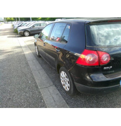 Crochet de remorquage VOLKSWAGEN GOLF 5 Photo n°8