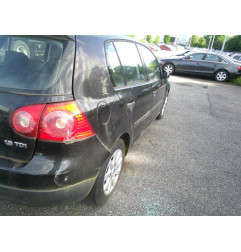 Crochet de remorquage VOLKSWAGEN GOLF 5 Photo n°9