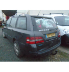 Feu arriere secondaire droit (feux) FIAT STILO Photo n°8