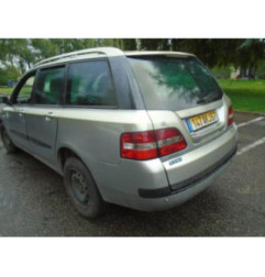 Feu arriere secondaire droit (feux) FIAT STILO Photo n°9